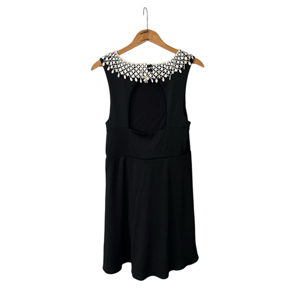 Free People | Womens Black Mini Dress Cream Crochet Peter Pan Collar Open Back M - Picture 4 of 16